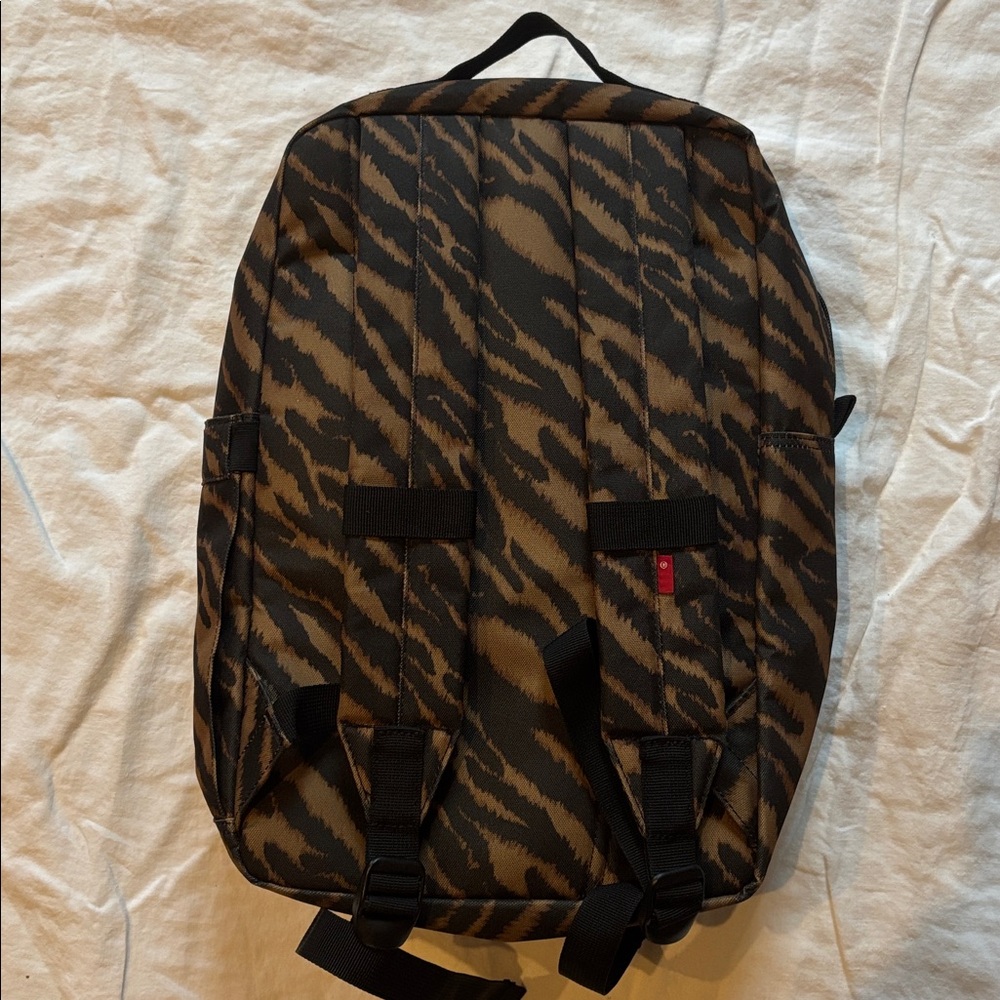 Levi's L-Pack Standard Issue Backpack in Brown Multi - Picture 3 of 6